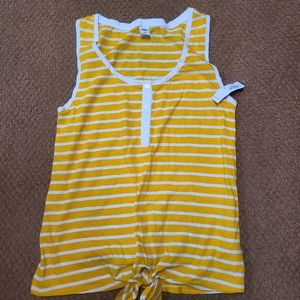 Womens sleeveless shirt